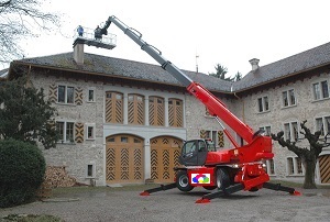 SOLLEVATORE TELESCOPICO ROTANTE 25 MT